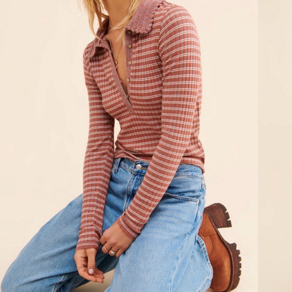Free People top - Picture 2 of 9